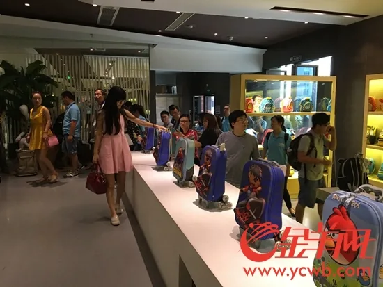 走进狮岭皮具文化园 见证传“中国皮具之都”转型之路-新闻中心-南海网