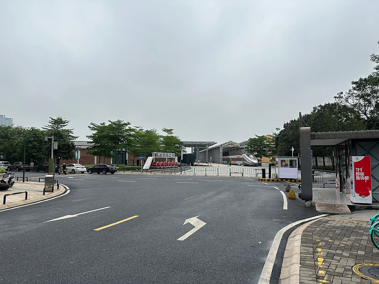 Guangzhou Liwan Guangzhou Tielu Bowuguan 2025-04-27 10.38.38