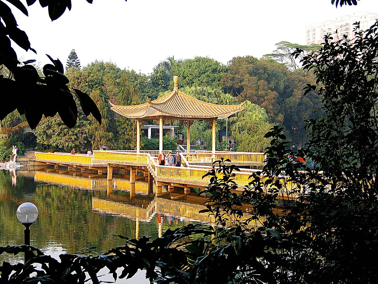 荔湾湖公园 - panoramio
