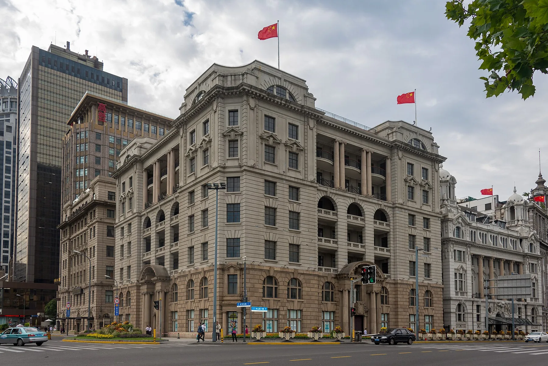 Shanghai Club building in 1994