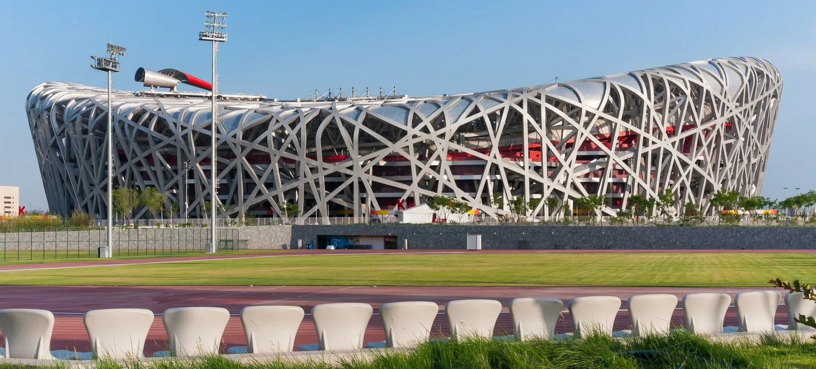 北京国家体育场鸟巢外观实景。