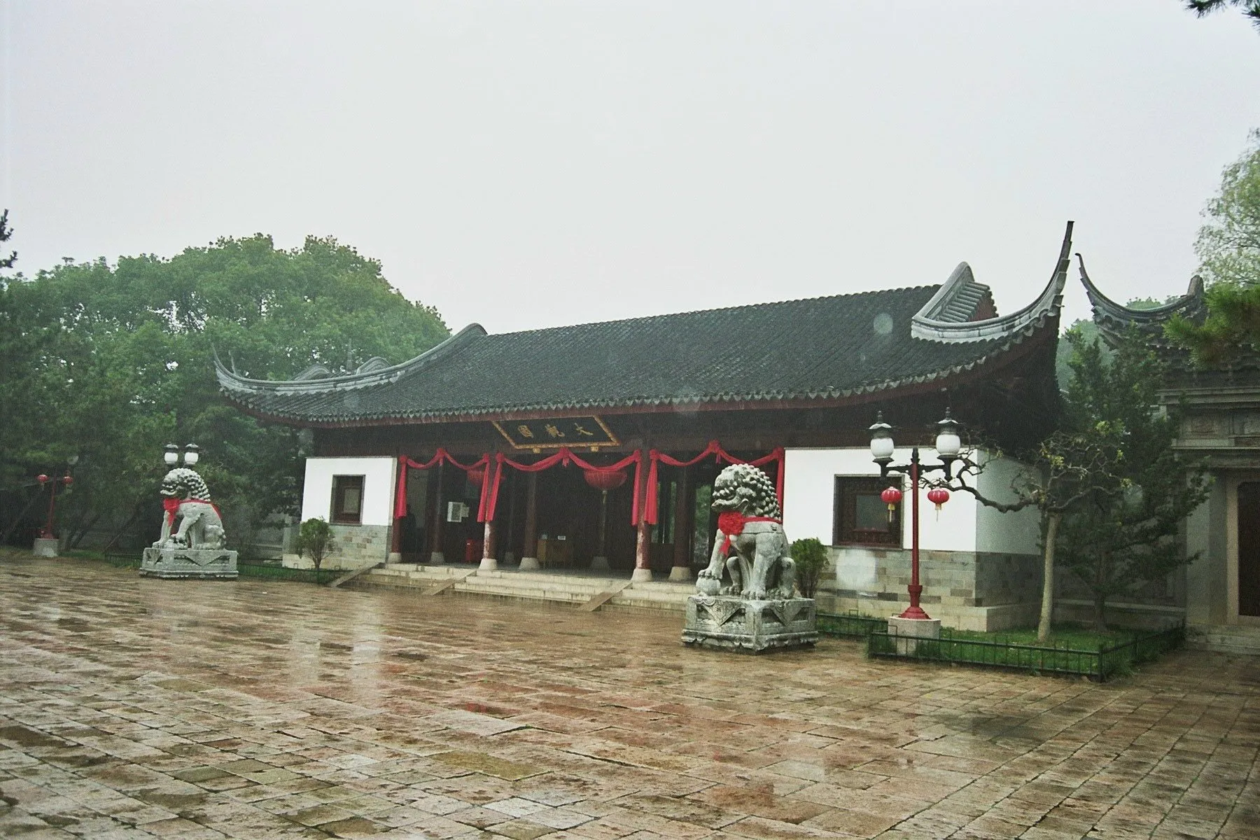 Shanghaidaguanyuan