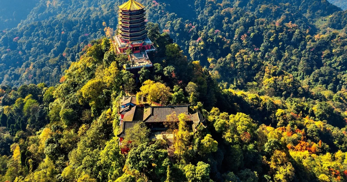青城山
