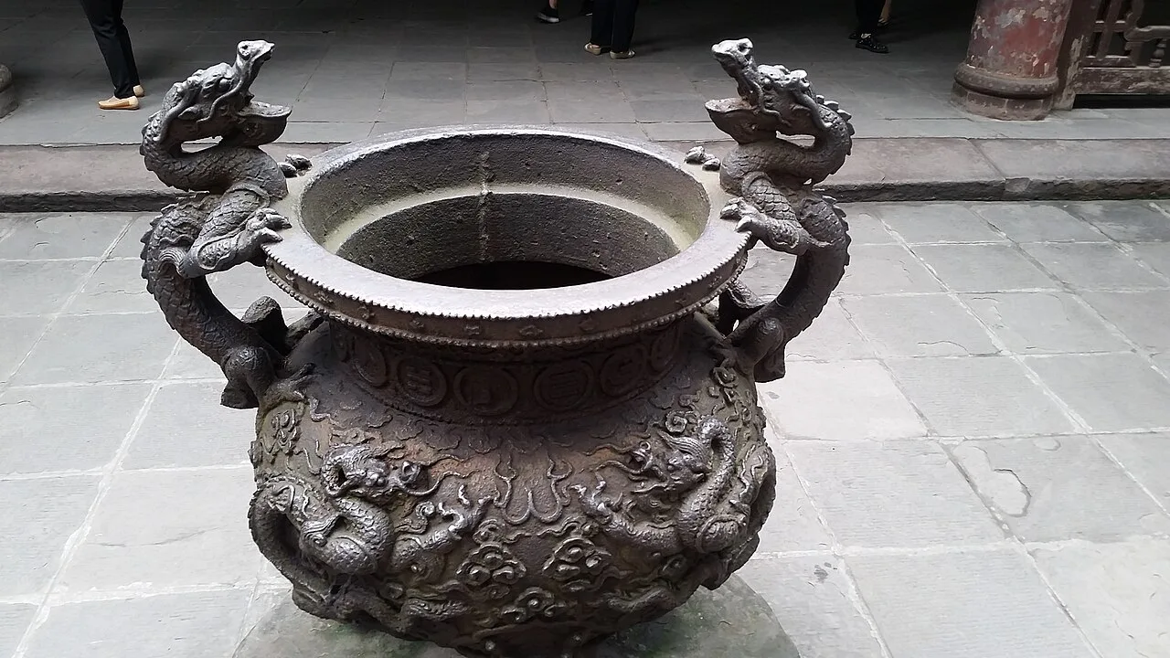 Ornate Pot Wuhou Memorial Temple