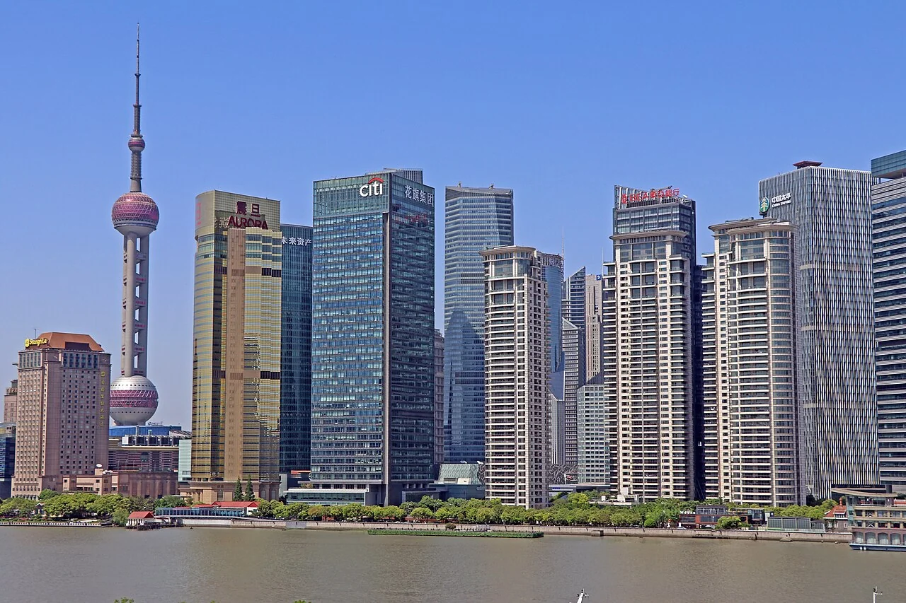 上海目的地实景封面
