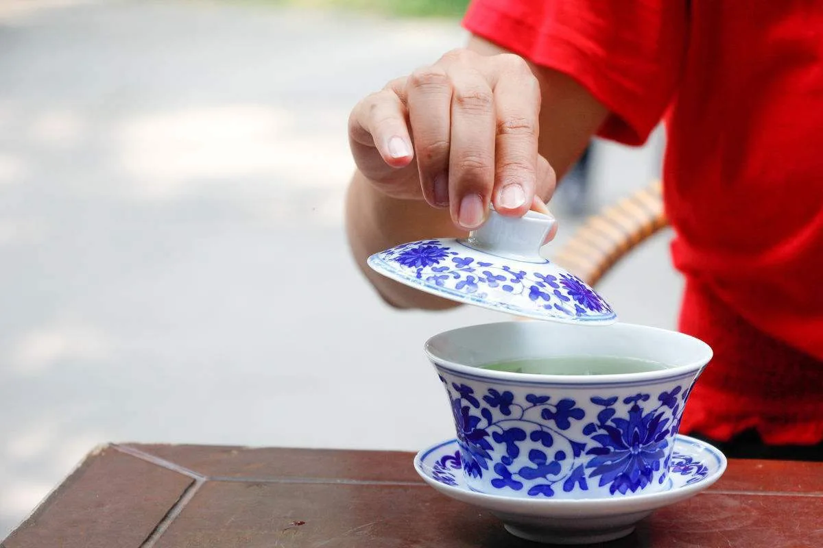 鹤鸣茶社