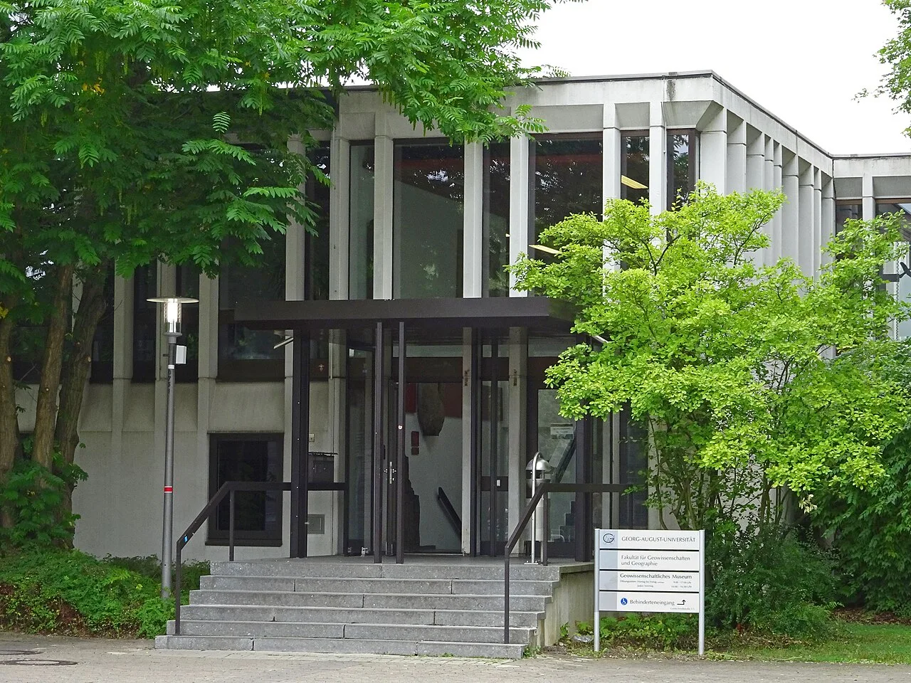 Geoscience Museum Göttingen Entrance