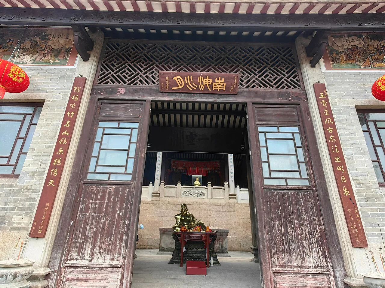 锦岩庙门 20240214